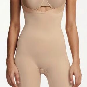 Chantelle Nude Bodyshaper